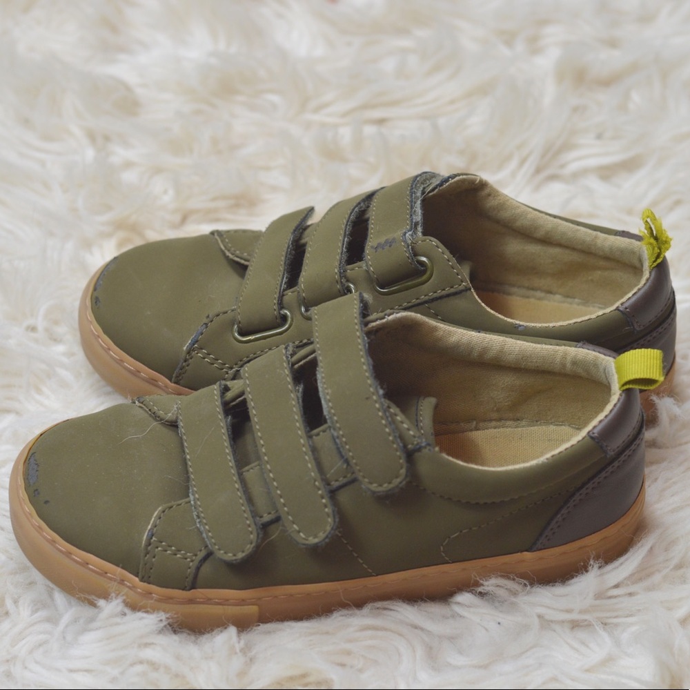 GAP Boys Green Velcro Sneakers
